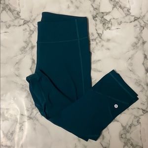 NWOT Lululemon Pace Rival Crop in Emerald